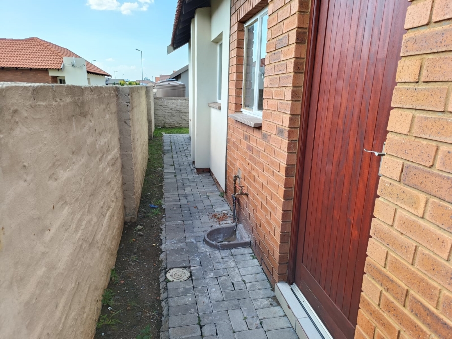 3 Bedroom Property for Sale in Waterkloof Hill Estate North West